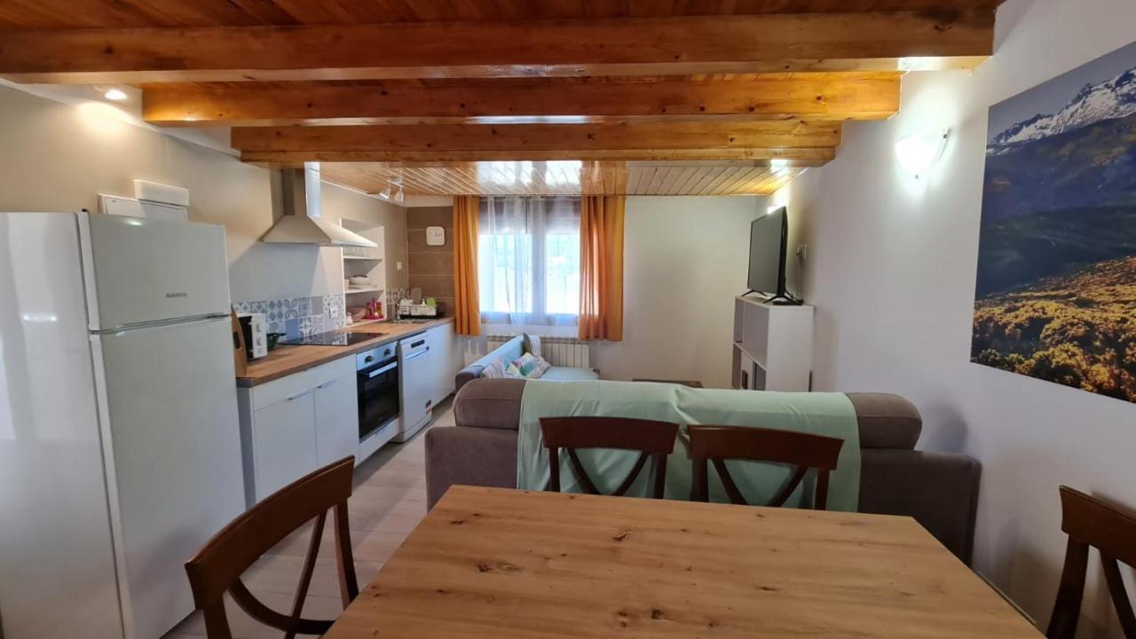 Casa Rural Los 7 Pinos De Gredos Navarredonda de Gredos Exteriör bild