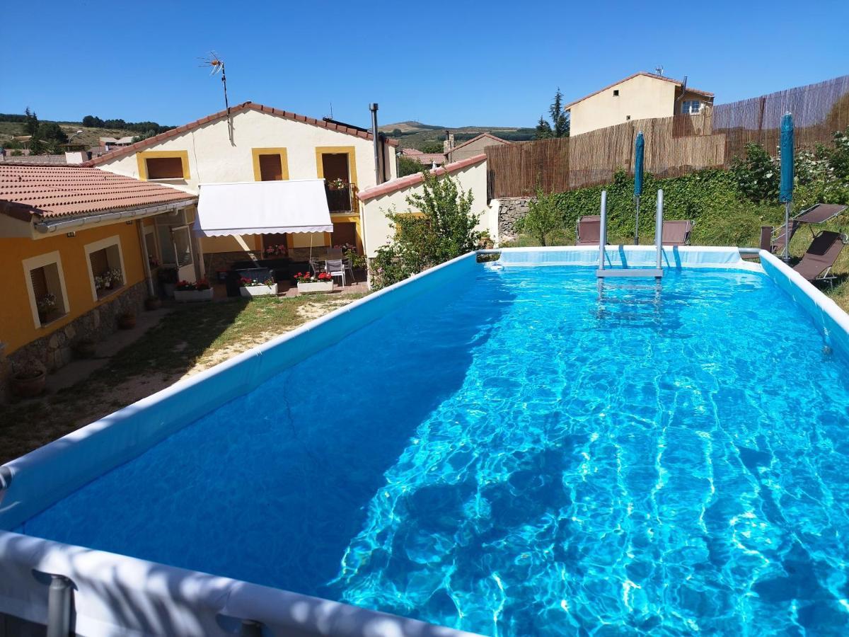 Casa Rural Los 7 Pinos De Gredos Navarredonda de Gredos Exteriör bild